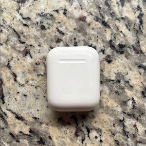 Apple AirPods 1st Generation In Ear Bluetooth Wireless Headset
